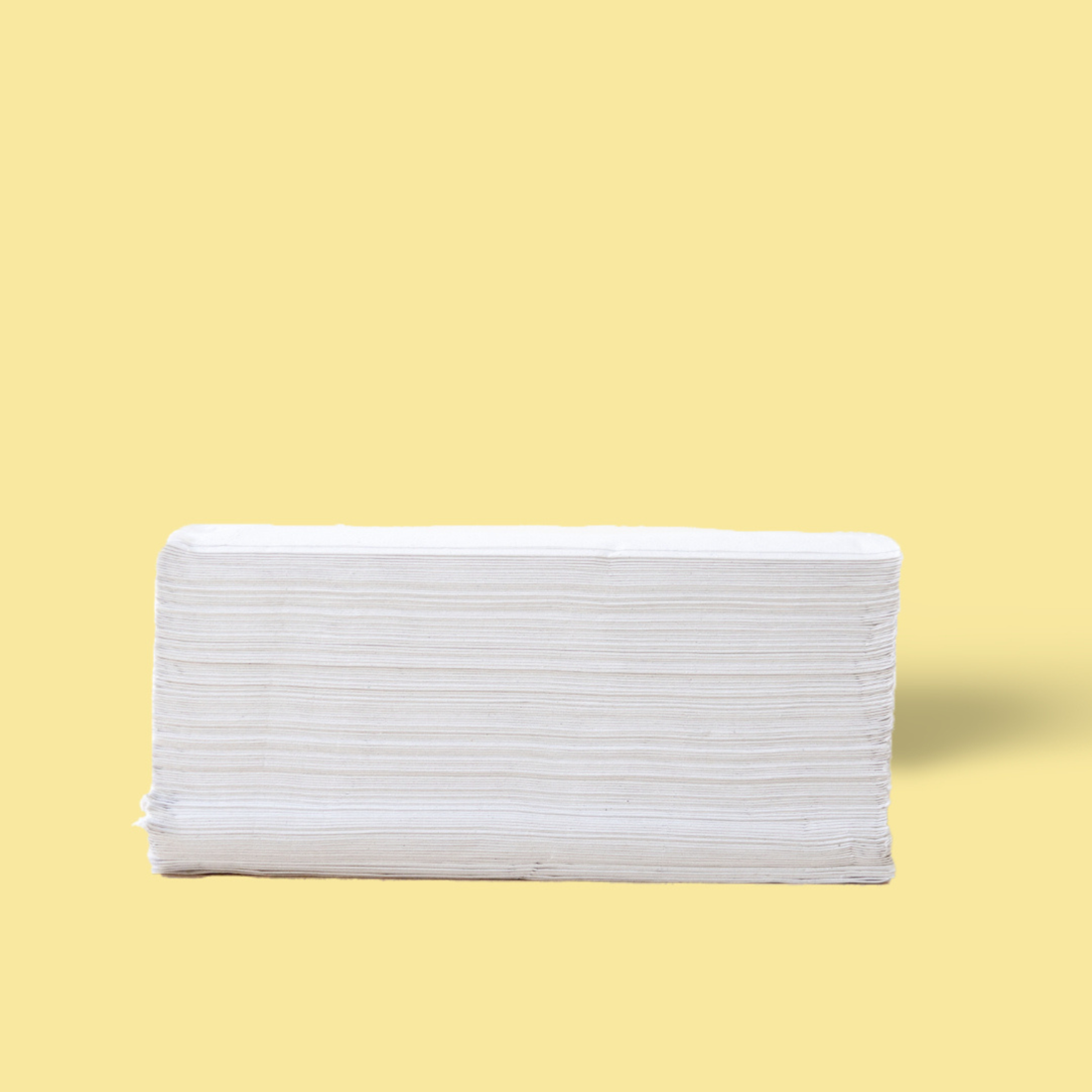 Essuie-mains pliés en W Popee vendus en lot, 100% recyclés, disponibles en gros pour les professionnels.